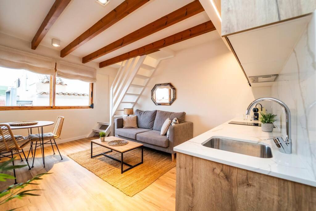 Ocean View Loft Apartment บิยาโฮโยซา ภายนอก รูปภาพ