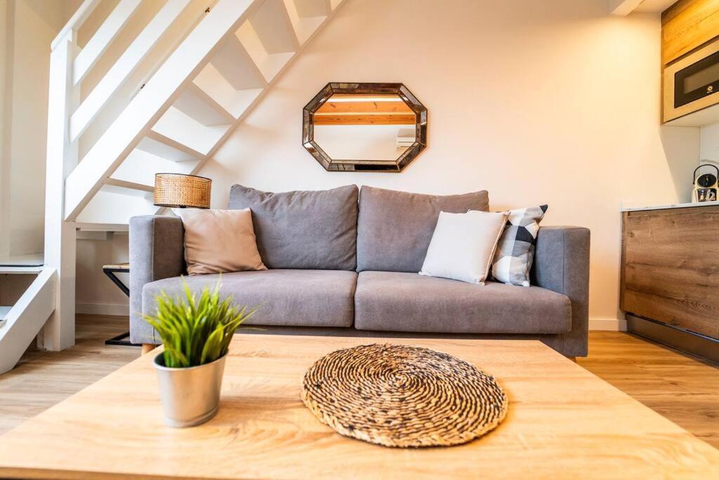 Ocean View Loft Apartment บิยาโฮโยซา ภายนอก รูปภาพ